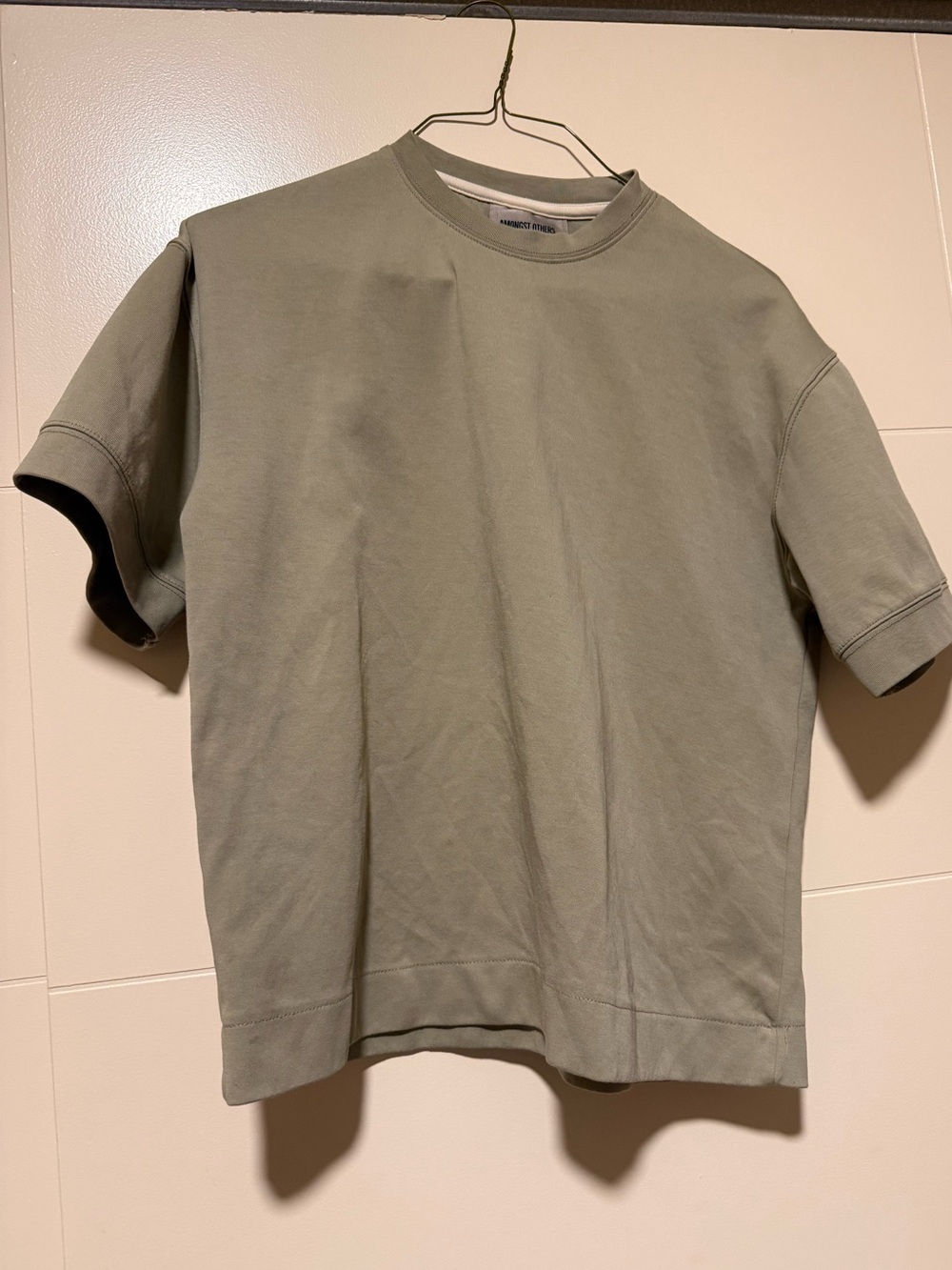 Amongst Others Men's Drop Shoulder Boxy Fit T-Shirt Light Brown/Green Size S
